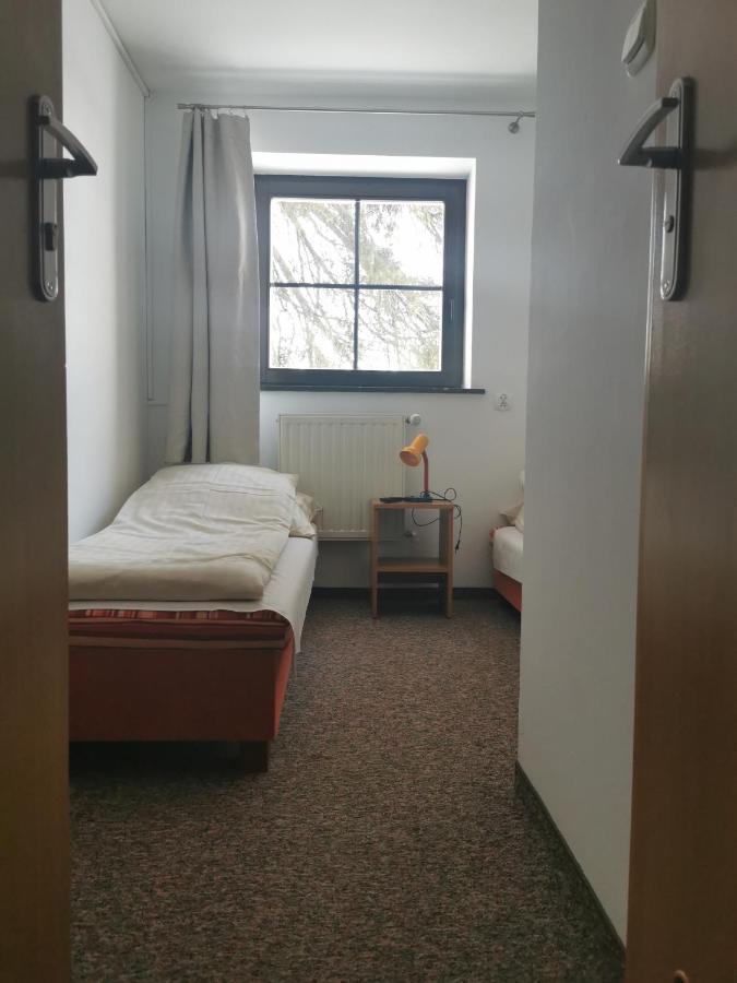 Straszny Dwor Hotel Duszniki Zdroj Room photo