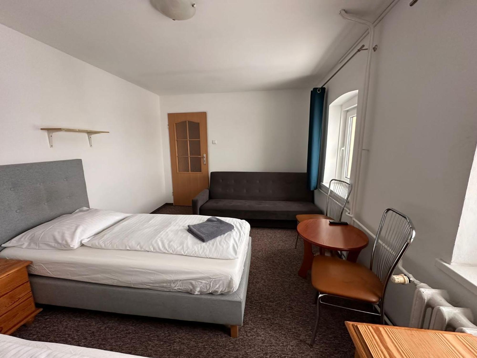 Straszny Dwor Hotel Duszniki Zdroj Room photo